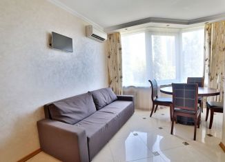 Сдается трехкомнатная квартира, 98 м2, Сочи, Курортный проспект, 75Д, микрорайон Светлана