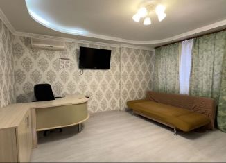 Сдаю 1-ком. квартиру, 41 м2, Ростов-на-Дону, проспект Космонавтов, 35/20Б, Ворошиловский район