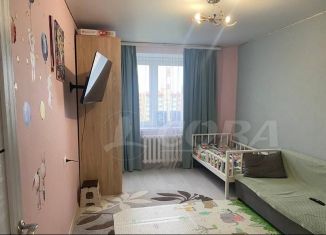 Продам 3-ком. квартиру, 85 м2, Тюмень, Малая Боровская улица, 38, Восточный округ