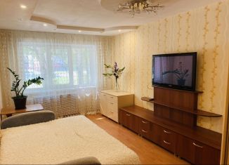 Сдам двухкомнатную квартиру, 55 м2, Йошкар-Ола, улица Герцена, 22