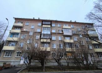 Продаю 2-комнатную квартиру, 43 м2, Москва, улица Москворечье, 35к3, метро Кантемировская