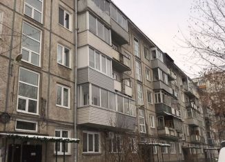 Продам 3-ком. квартиру, 62 м2, Красноярский край, 1-я Хабаровская улица, 4