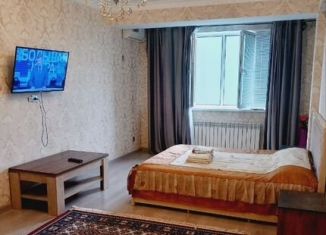 Сдается в аренду 1-ком. квартира, 40 м2, Дагестан, улица Сальмана