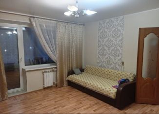 2-ком. квартира в аренду, 50 м2, Северск, улица Победы, 23