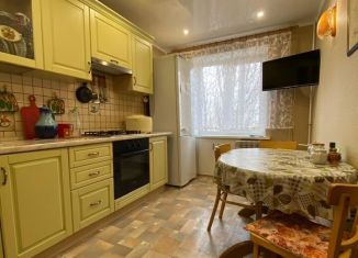 Продажа трехкомнатной квартиры, 64 м2, Волгоград, улица Быкова, 4А