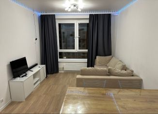 Аренда 3-комнатной квартиры, 65 м2, Москва, Ясеневая улица, 12к1