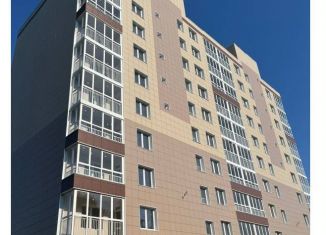 Продаю 2-ком. квартиру, 74.5 м2, Омская область, Волгоградская улица, 46