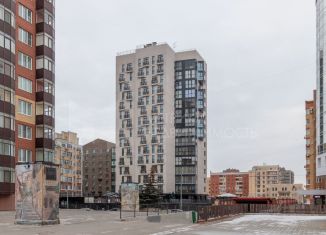 Продается 1-ком. квартира, 86 м2, Тюмень, улица Ванцетти, 5