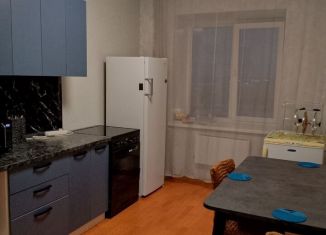 Продается 1-комнатная квартира, 42 м2, Черногорск, проспект Космонавтов, 1В