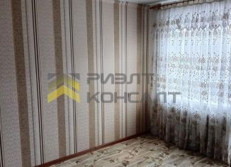 Продается двухкомнатная квартира, 44 м2, Омск, посёлок Биофабрика, 20