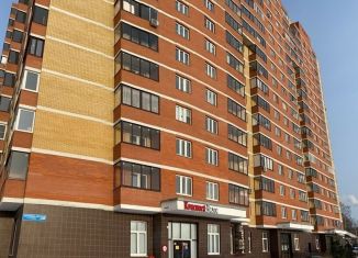 Продается 2-комнатная квартира, 62.5 м2, посёлок городского типа Поварово, микрорайон № 1, 28