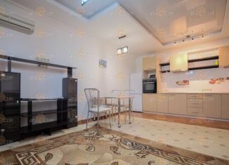 Сдаю в аренду 3-ком. квартиру, 74.7 м2, Ставрополь, Партизанская улица, 2, микрорайон № 9