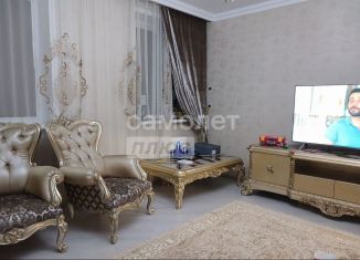 Продам 2-ком. квартиру, 73 м2, Ставрополь, улица Доваторцев, 77к3