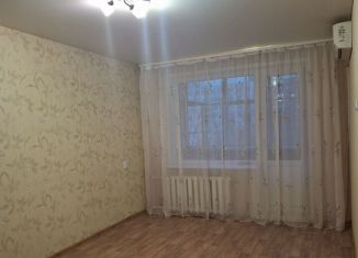 Сдаю 2-ком. квартиру, 52 м2, Республика Башкортостан, Комсомольская улица, 146