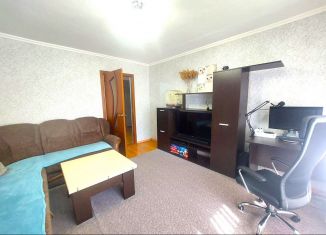 Продажа 2-ком. квартиры, 50 м2, Крымск, Советская улица, 223