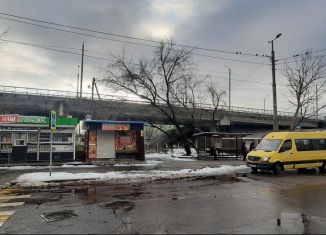 Сдается в аренду торговая площадь, 16 м2, Калининград, Брусничная улица, 1