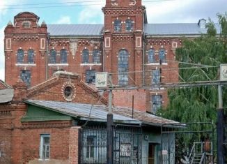 Продам помещение свободного назначения, 6417.9 м2, Балашов, Советская улица, 192