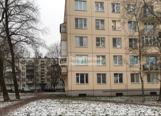 Продается 1-комнатная квартира, 30.9 м2, Санкт-Петербург, территория Лесное, 3