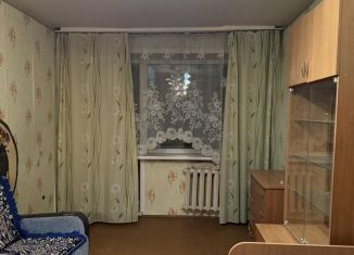 Продается 1-комнатная квартира, 31 м2, Киров, улица Горького, 3