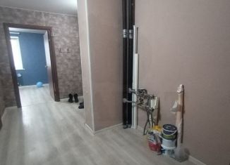 Сдам в аренду 1-ком. квартиру, 48 м2, Ревда, улица Максима Горького, 54