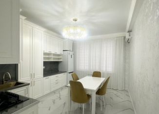 Аренда 2-ком. квартиры, 85 м2, Чечня, улица Сайханова, 133