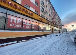 Торговая площадь на продажу, 670.7 м2, Норильск, Ленинский проспект, 48к2